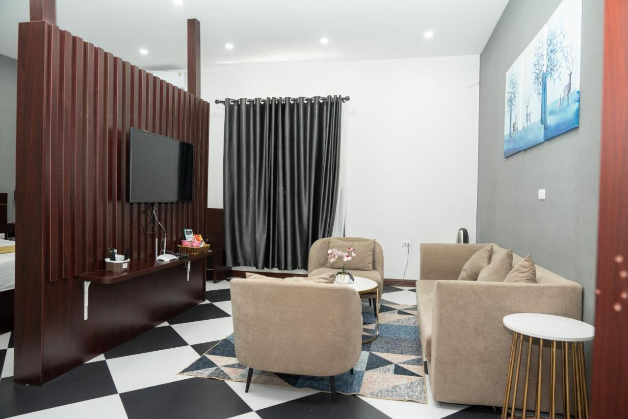 Anh Anh Luxury Hotel Tuyen Quang Eksteriør bilde